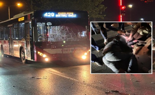 İzmir'de belediye otobüsü motokuryeye çarptı: Metrelerce sürüklendi!