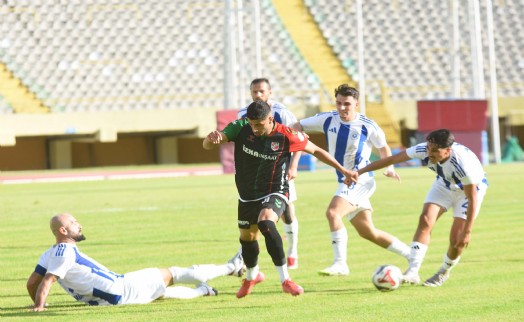 Kaf-Kaf evinde 2 puan bıraktı!