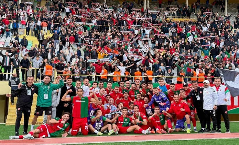Karşıyaka'nın zirve mutluluğu pekişti!