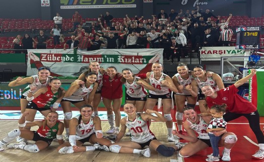 Karşıyaka voleybolda hesap kesti