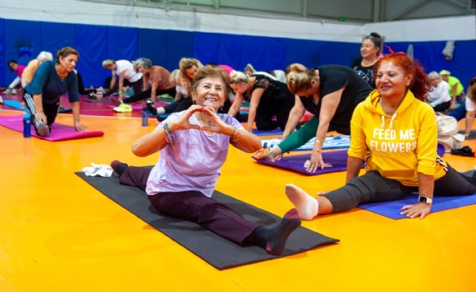 Karşıyaka'da sabah aktiviteleri spor salonlarına taşındı