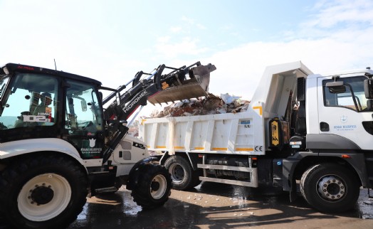 Konak'ta kaçak moloz dökümüyle mücadele sürüyor