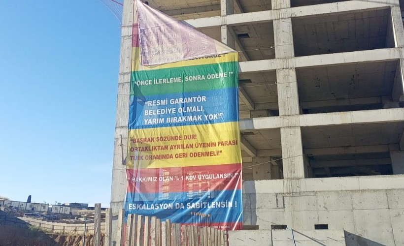 Kooperatif mağdurlarının pankartına zabıta müdahalesi!
