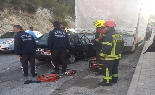 Kuşadası'nda 1 kişinin öldüğü kaza kamerada