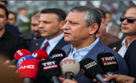 Özel'den Erdoğan'a: 'Meclis'te konuşmak meşruiyet gerektirir Trump'tan alınmaz'