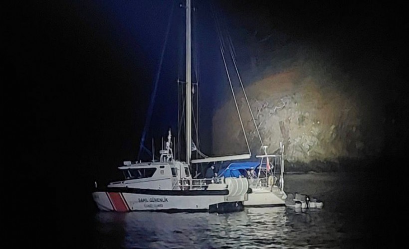 Rotası İtalya olan yelkenli teknede 35 kaçak göçmen çıktı!