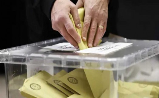 Seçim sandıkları hazırlandı: Adada kritik 'çözüm' seçimi