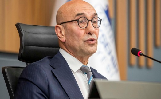 Soyer'den dava sonrası ilk açıklama: Belediyeyi ve İZBETON'u kim için dolandırdık?