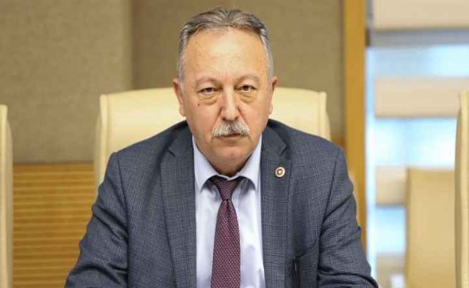 Tacettin Bayır'dan sert kongre eleştirisi: 'İzmirli biat etmez, sorgular!'