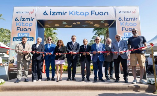 Tugay: İzmir'in her köşesini kitap ve sanatla buluşturmaya kararlıyız
