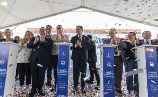 Tugay'dan tesis açılışında iddialı açıklamalar: 'Ne kirli Körfez, ne dayanıksız bina, ne de trafik sorunu kalacak'