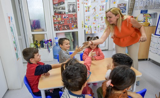 Yuvamız İzmir'deki çocuklar çok şanslı