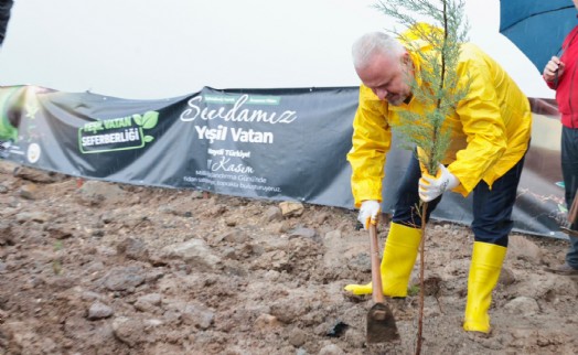 11 Kasım  Milli Ağaçlandırma Günü, Menemen'de dikilen yeni fidanlarla kutlandı