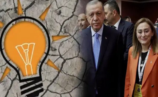 AK Parti'de istifa depremi! Zehir zemberek sözlerle görevi bıraktı