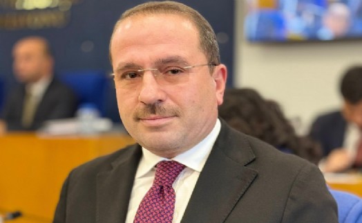 AK Partili Kırkpınar'dan İzmir'e ulaştırma yatırımları vurgusu