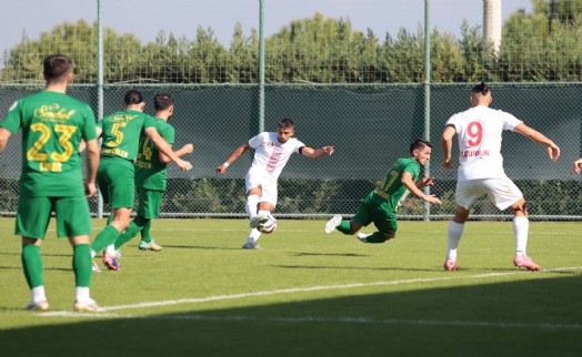 Altınordu evinde 2-0 mağlup oldu