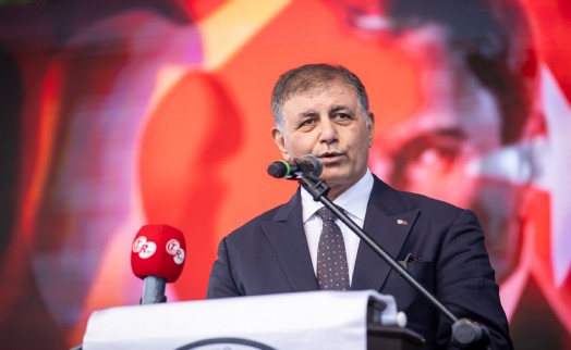 Başkan Tugay'dan 10 Kasım mesajı!