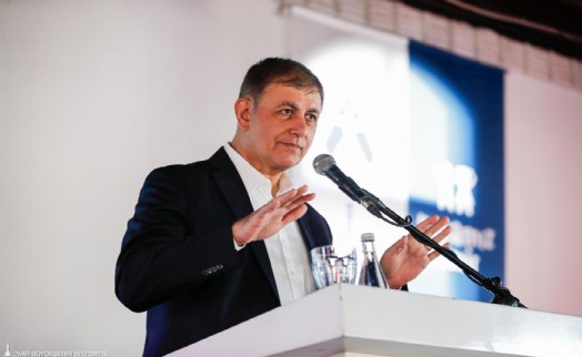 Başkan Tugay'dan TCDD'ye İZBAN çıkışı: 'Ray kirasını kaldırın, 90 dakika hemen gelsin'