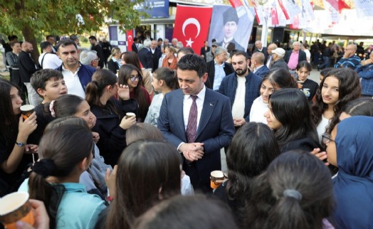 Bayraklı Belediyesi'nden eğitimde fırsat eşitliğine dijital destek