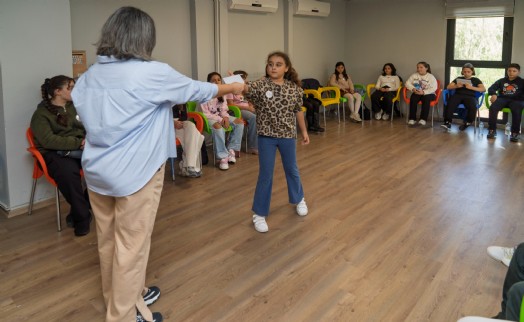 Çocuk Meclisi göreve başladı! Başkan Tugay'dan sürpriz mektup