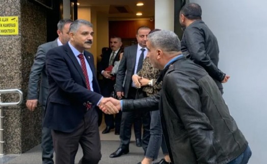 Büyükşehir-sendika krizini komisyon çözecek!