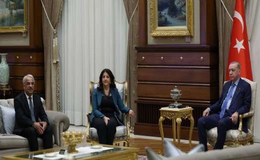 'Erdoğan'dan Öcalan'la görüşmeye yeşil ışık' iddiası