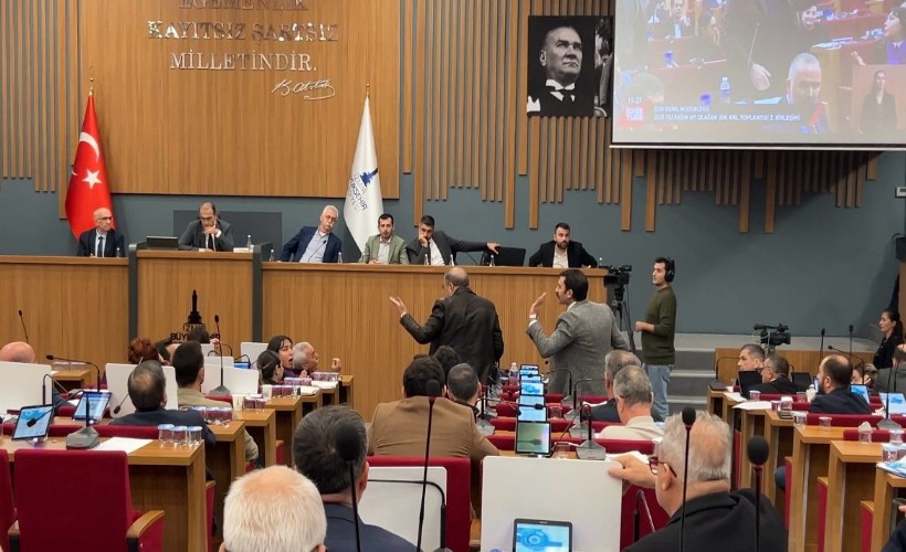 İZSU Meclisi’nde tansiyon yükseldi: AK Partili Boztepe'den ‘otur yerine’ çıkışı!