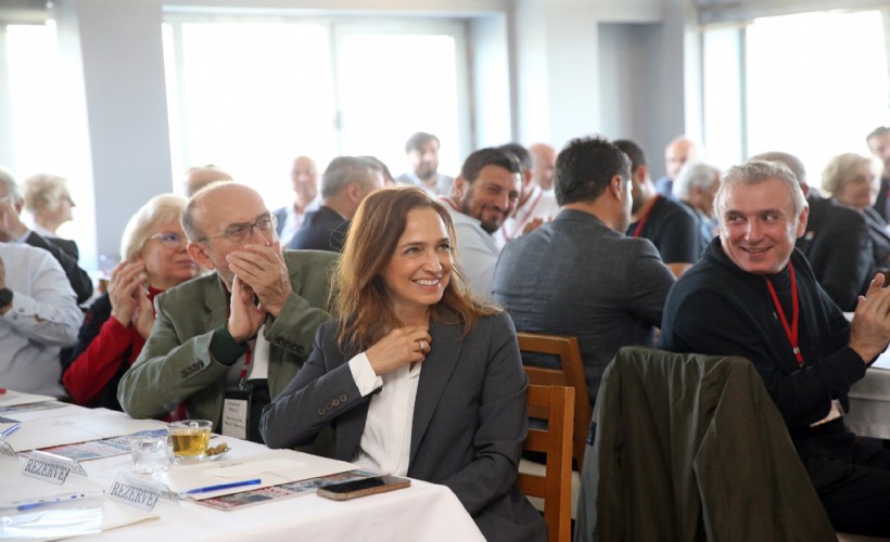 İzmir Kent Konseyleri Birliği, Karşıyaka’da ‘dayanışma’ için buluştu