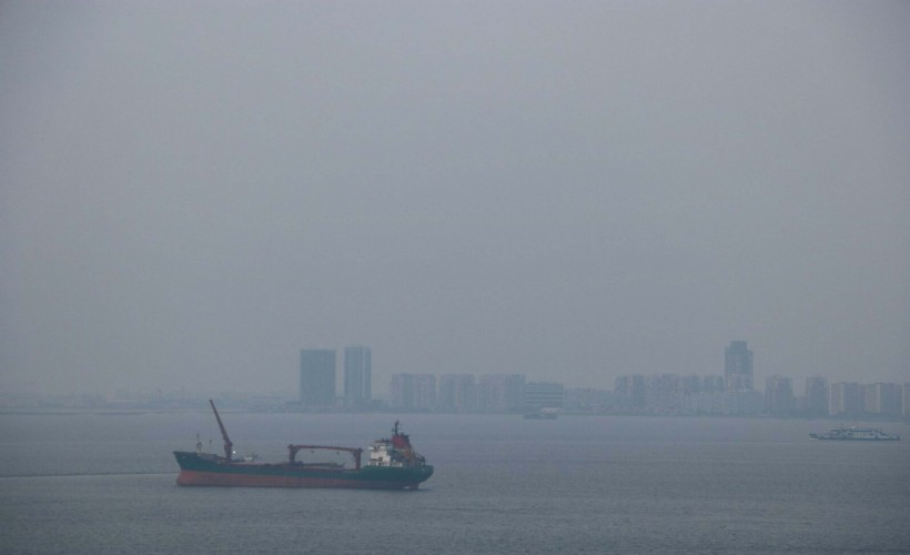 İzmir'in havası can çekişiyor: Partiküller uçuşuyor!