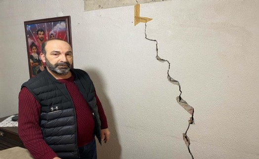 İzmir'de Onat Tüneli huzursuzluğu sürüyor: Çatlaklar korkutuyor!