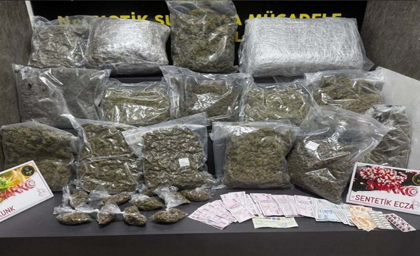 İzmir'de zehir tacirlerine darbe!