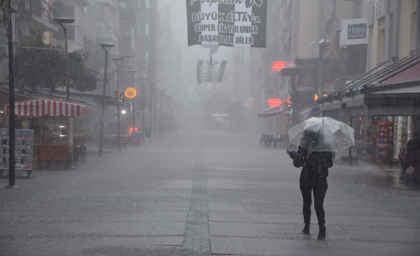 İzmir için sağanak yağmur uyarısı