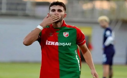 Karşıyaka'da Onur kulübede