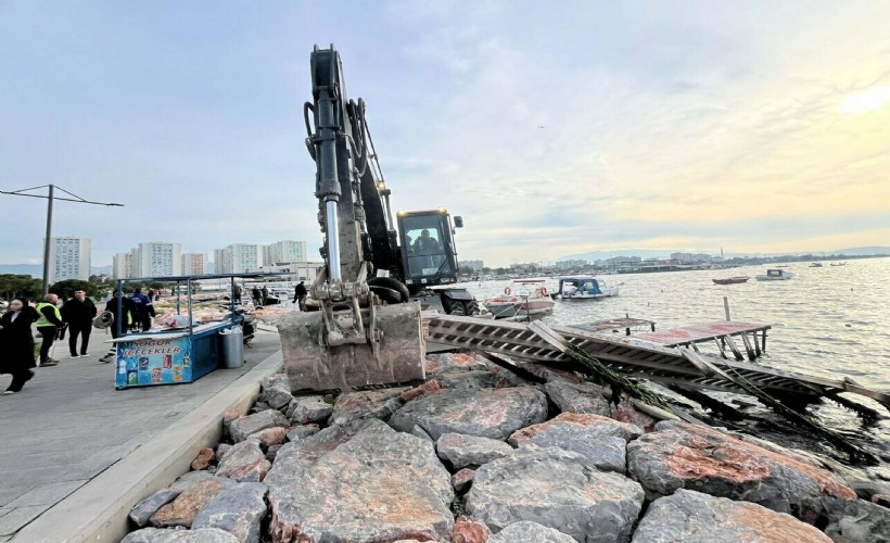 Mavişehir'deki kaçak iskele ve barınaklar yıkıldı