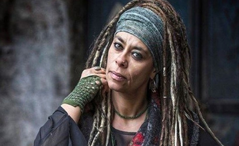 Mine Söğüt, Yaşayan Kütüphane Sohbetleri’ne konuk oluyor