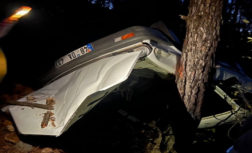 Muğla’da otomobil uçuruma yuvarlandı: 2 yaralı