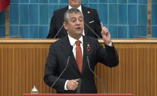 Özel'den flaş 'Aziz İhsan Aktaş' iddiası! Akın Gürlek'e yarına kadar mühlet