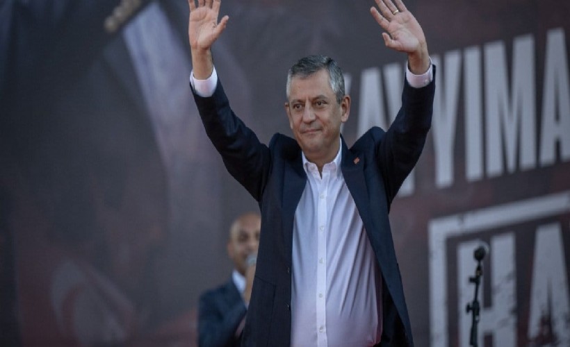 Özgür Özel KKTC yolcusu