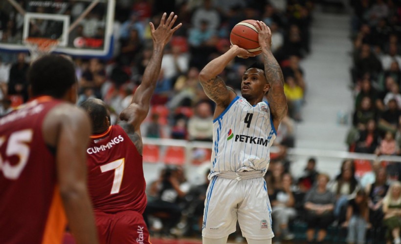 Petkimspor deplasmanda oynuyor