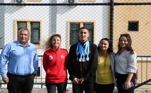 Tayland'dan madalyalarla dönen Ulaş'ın hedefi, Avrupa şampiyonu olmak