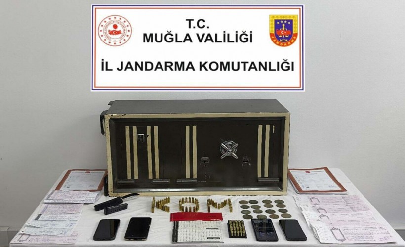 Tefeci operasyonunda baba ve 2 oğlu tutuklandı