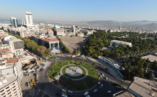 Tugay'dan 'Basmane Çukuru' açıklaması: Kültür merkezi yapılacak!