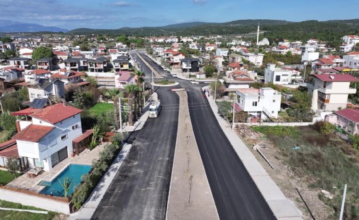 Urla'da iki caddeye yeni çehre