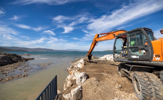 Yarımada derelerinde temizlik çalışması: 100 bin ton atık çıkarıldı!