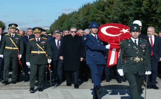 Devlet erkanı Anıtkabir'de