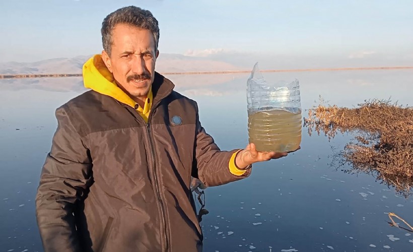 'Atıklar Eber Gölü'ndeki yaşamı yok etti'