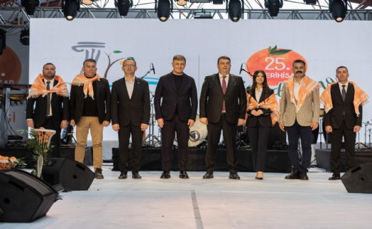 25. Mandalina Şenliği üreticinin yüzünü güldürdü