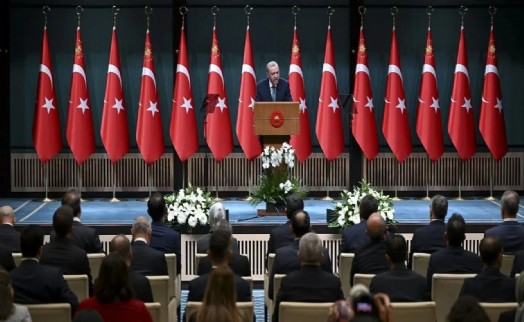 AK Parti'de seçim hazırlığı başladı: 'Erdoğan üzerlerini tek tek çizecek' iddiası