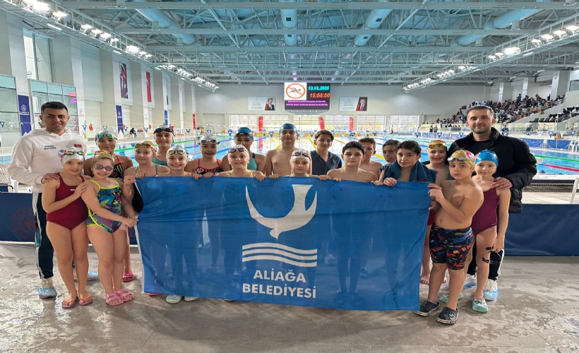 Aliağalı yüzücüler İzmir’de zirveye kulaç attı