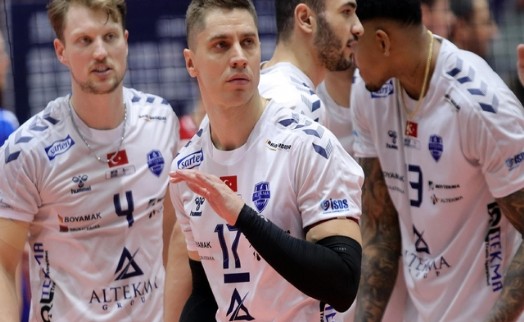 Altekma devreyi evinde kapatıyor